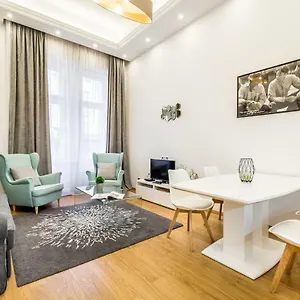  Appartamento Hello Downtown - Movie